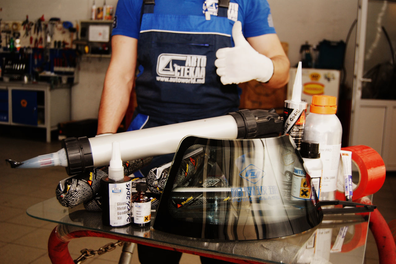 Geamuri auto.Instalare.Parbriz, laterale, lunete. Установка. Автостекло лобовое, боковое, заднее foto 8