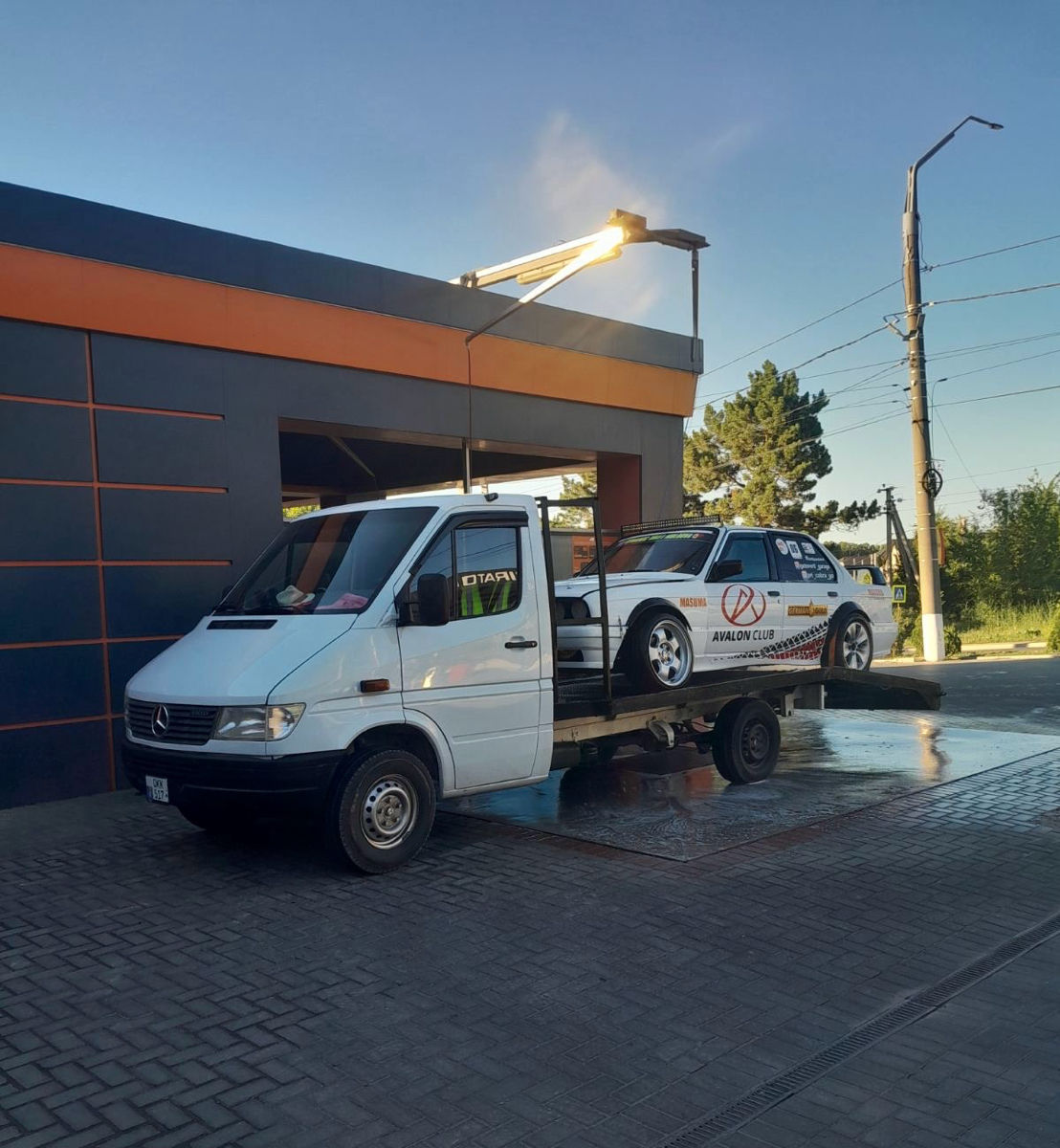 Evacuator Ungheni Vama Sculeni Iasi 24/7 Tractari auto Moldova Romania 24/7 foto 2
