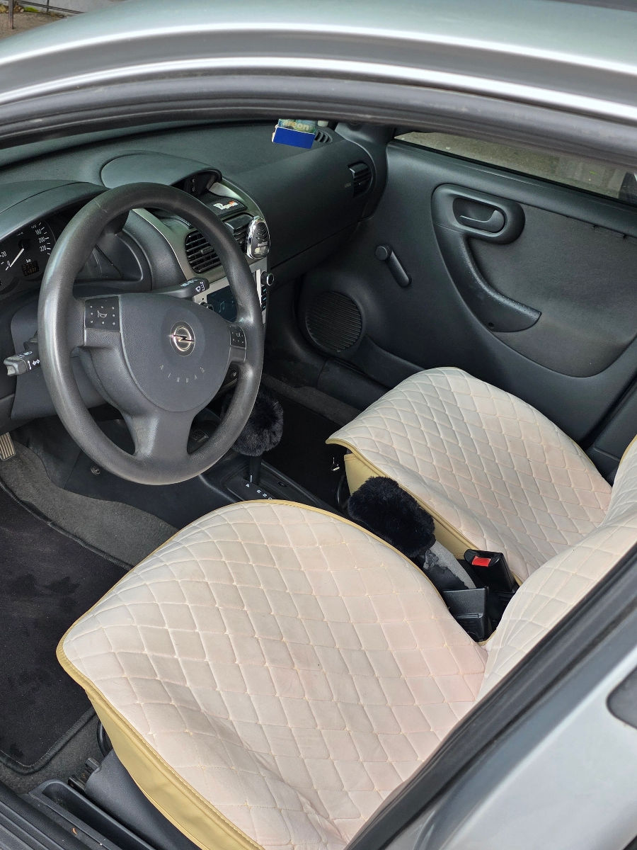 Opel Corsa foto 6