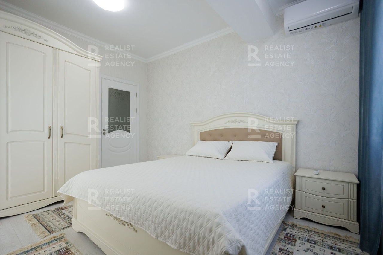 Apartament cu 2 camere, 70 m², Centru, Chișinău foto 3