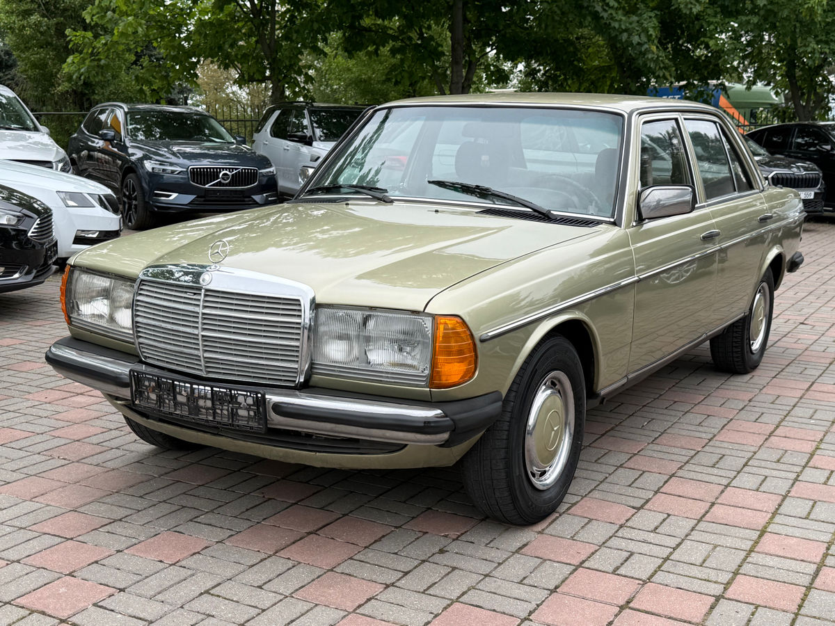 Mercedes Series (W123)