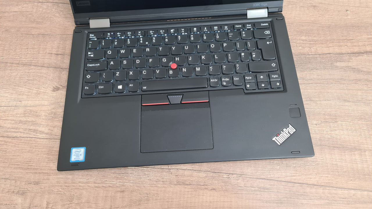 ThinkPad X1 Yoga (14.1" ips/i7 6600u/8Gb/512GB NVME) foto 4