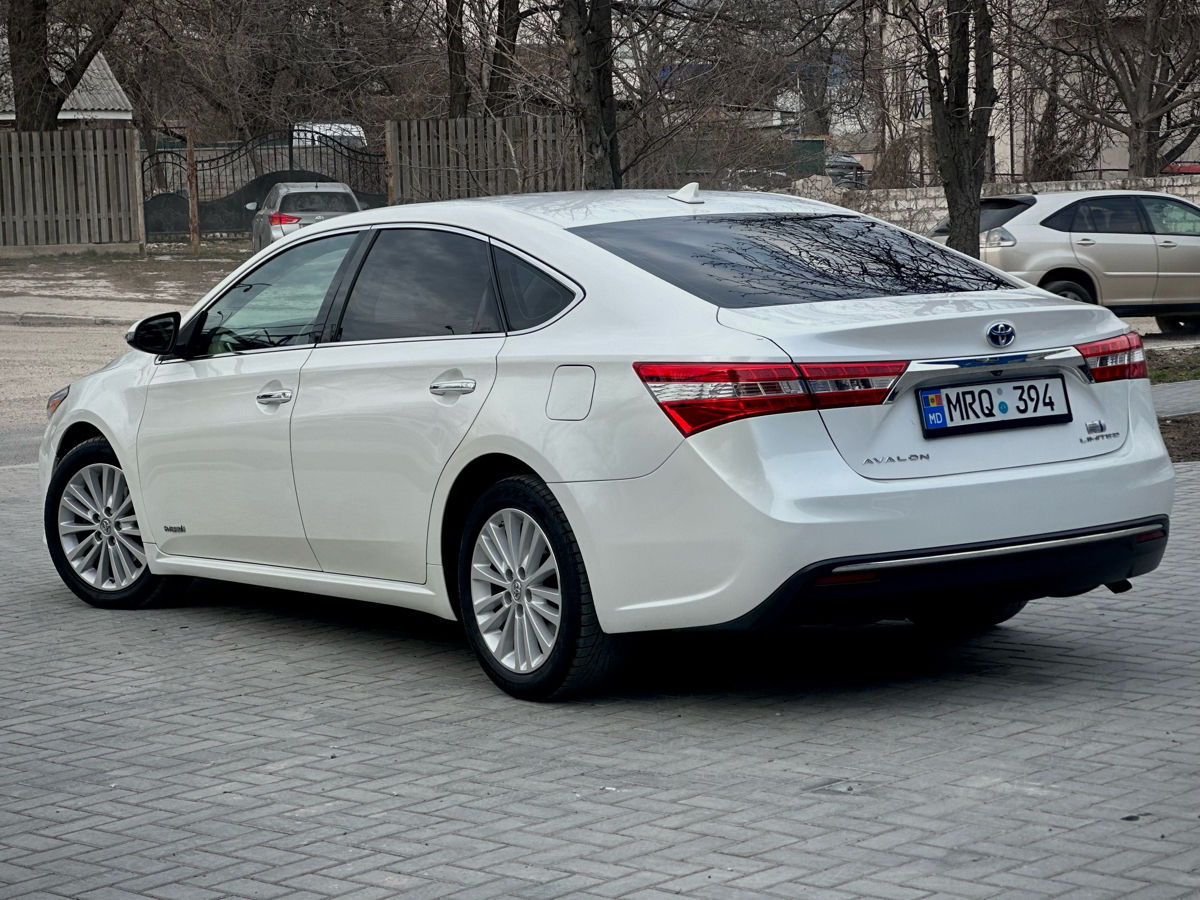 Toyota Avalon foto 1