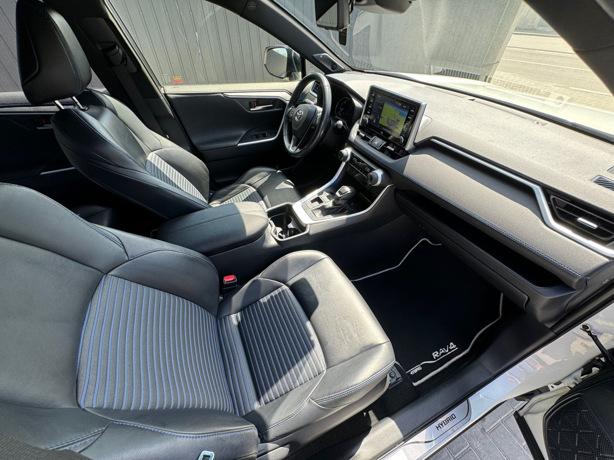 Toyota Rav 4 foto 7