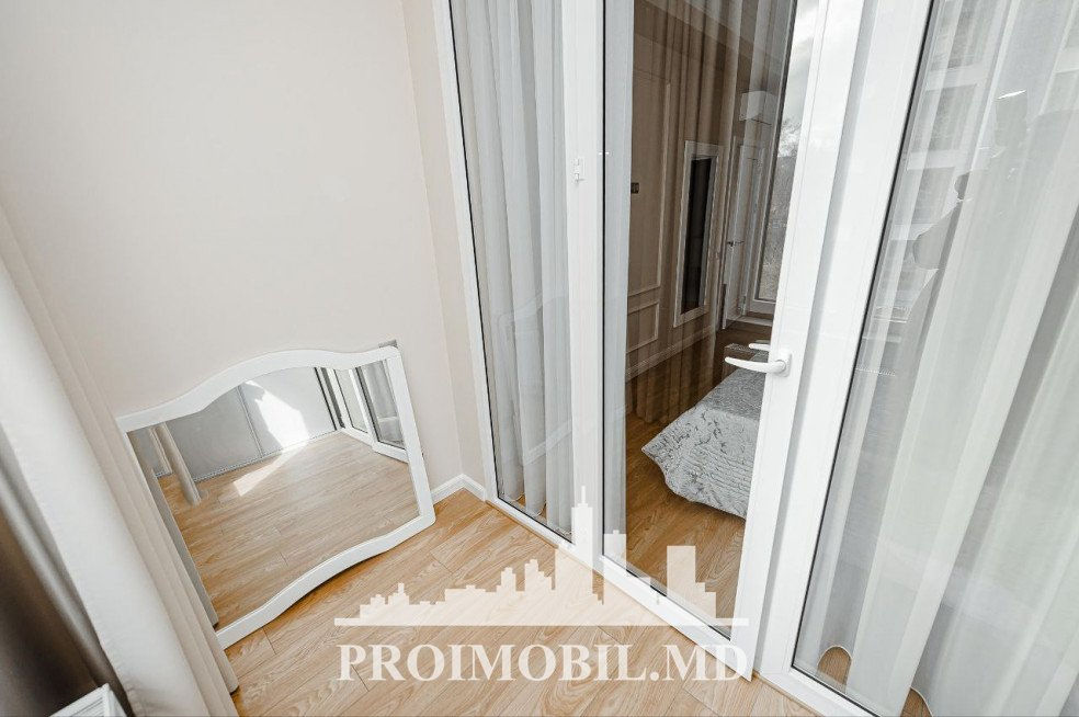 Apartament cu 3 camere, 76 m², Centru, Chișinău foto 3