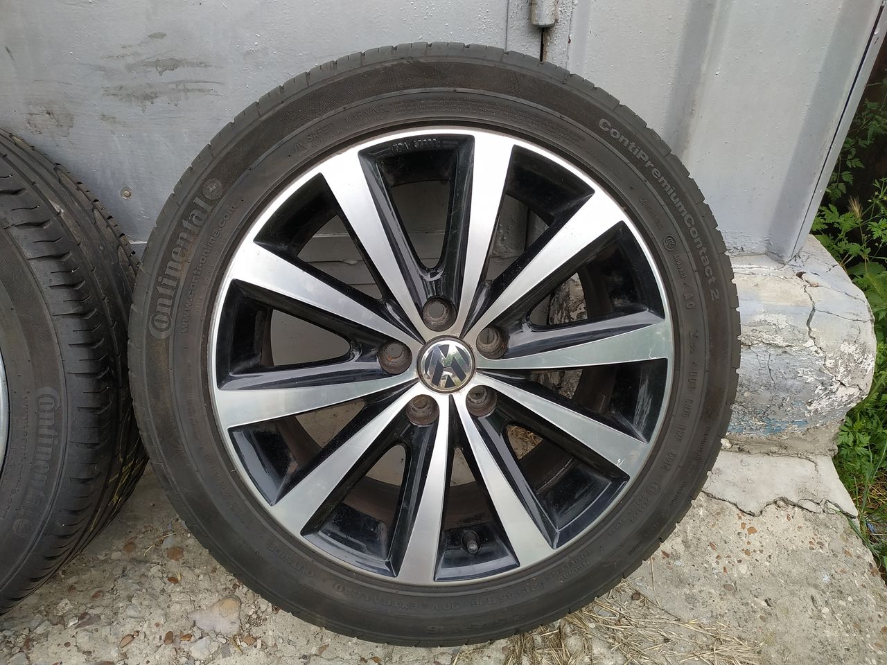 5/100r16 W.Polo Skoda Fabia Rapid . Prius. Шины(Continental)215/45r16.