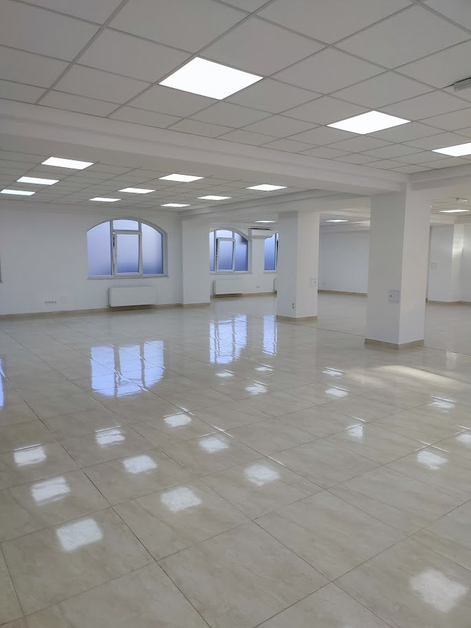 chirie spatiu comercial 250 m2 str. sfatul tarii ultracentru . foto 5