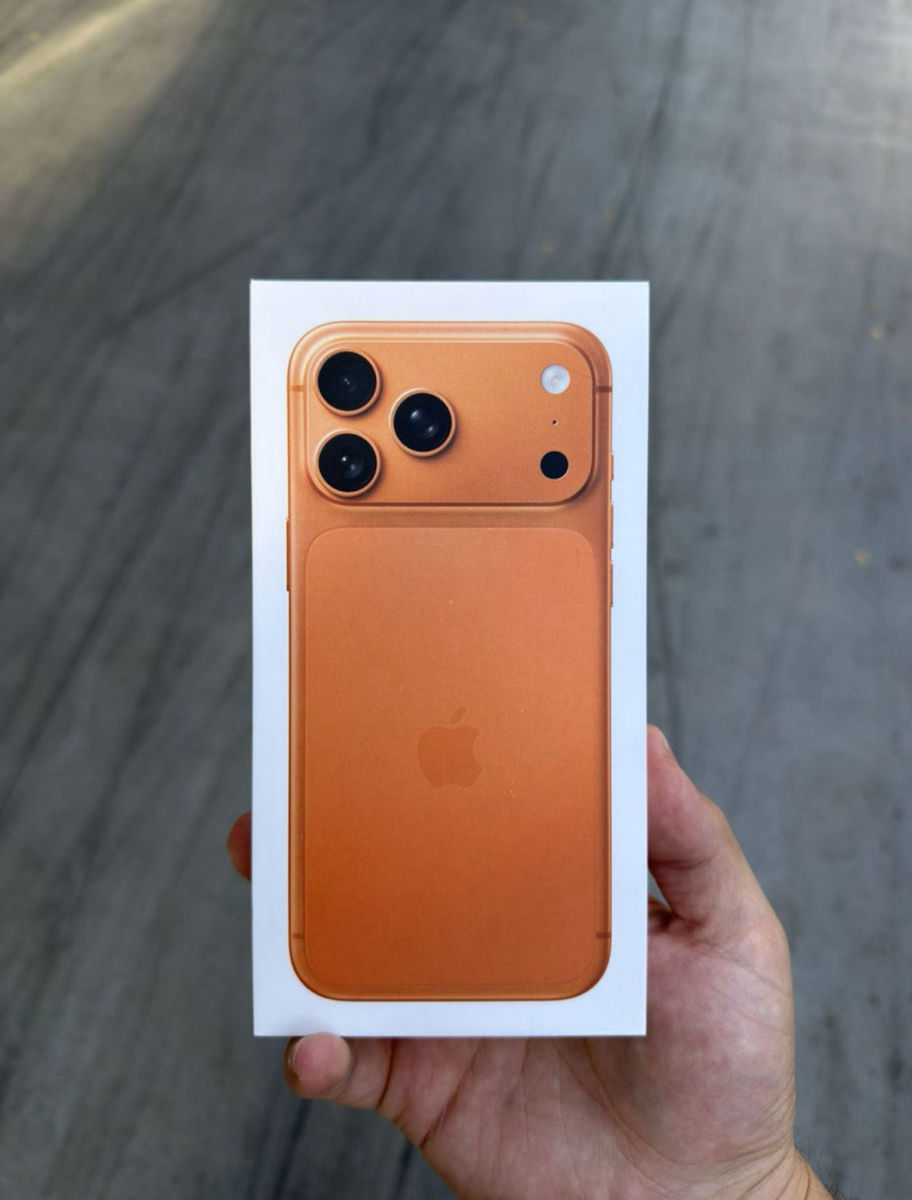 iPhone 17 Pro Max 256 GB Cosmic Orange