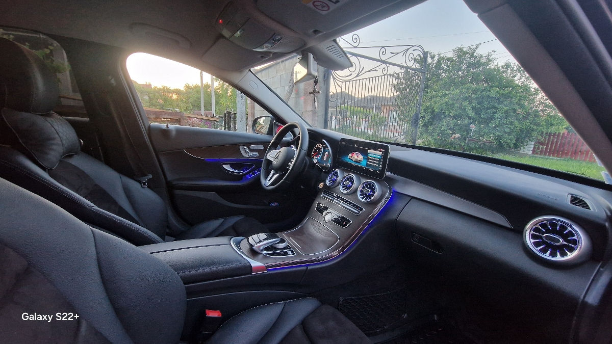 Mercedes C-Class foto 4