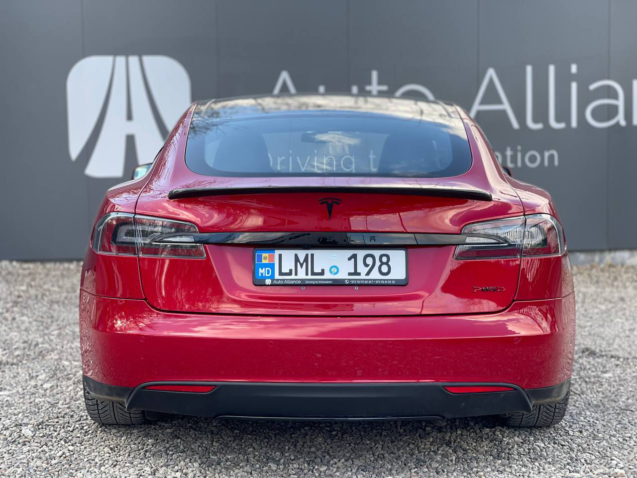 Tesla Model S foto 4
