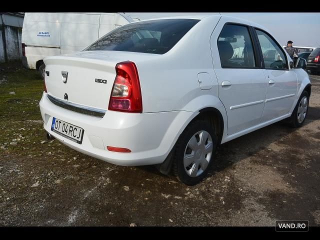 Dacia Logan foto 2