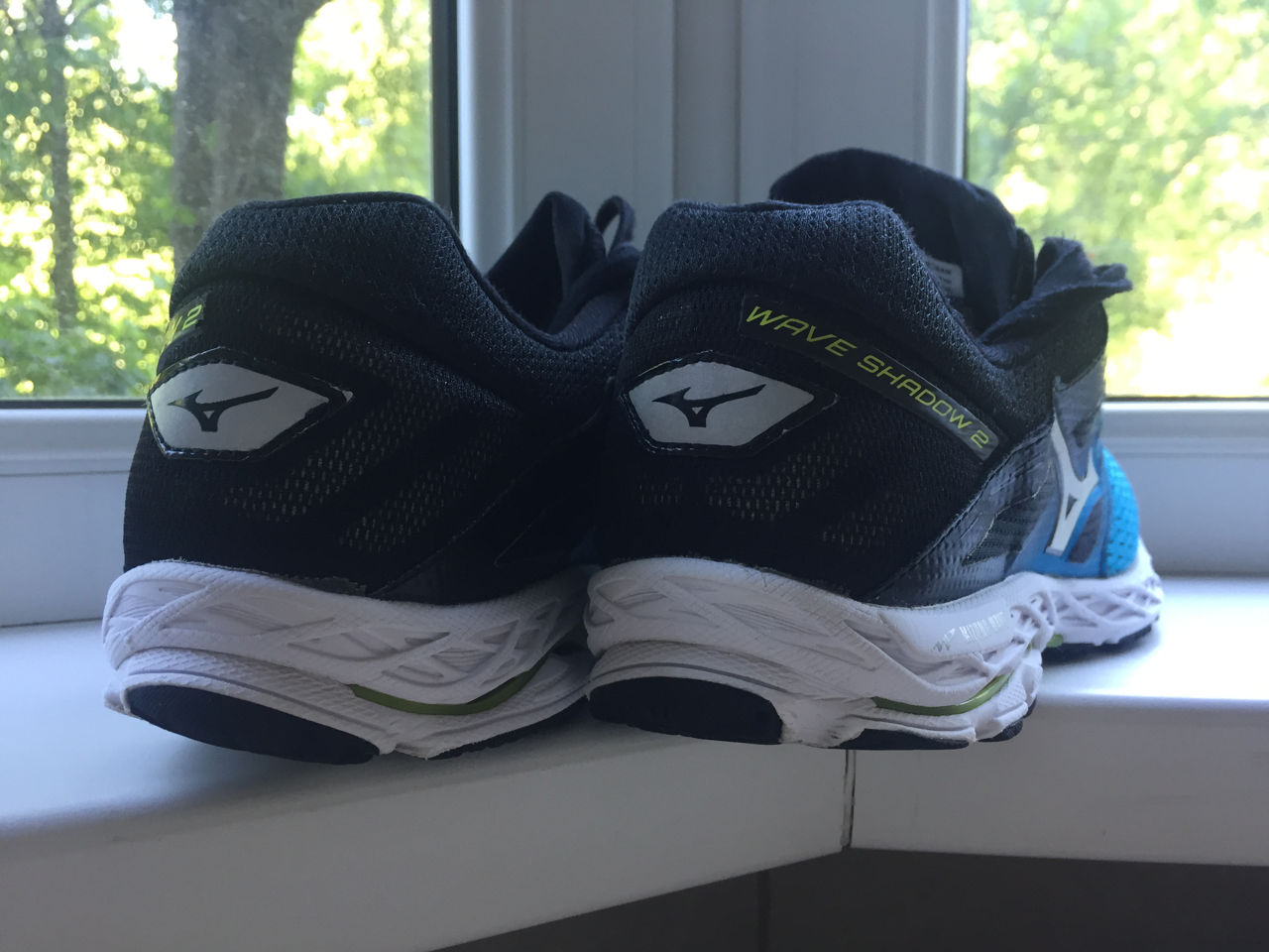 mizuno wave shadow 2