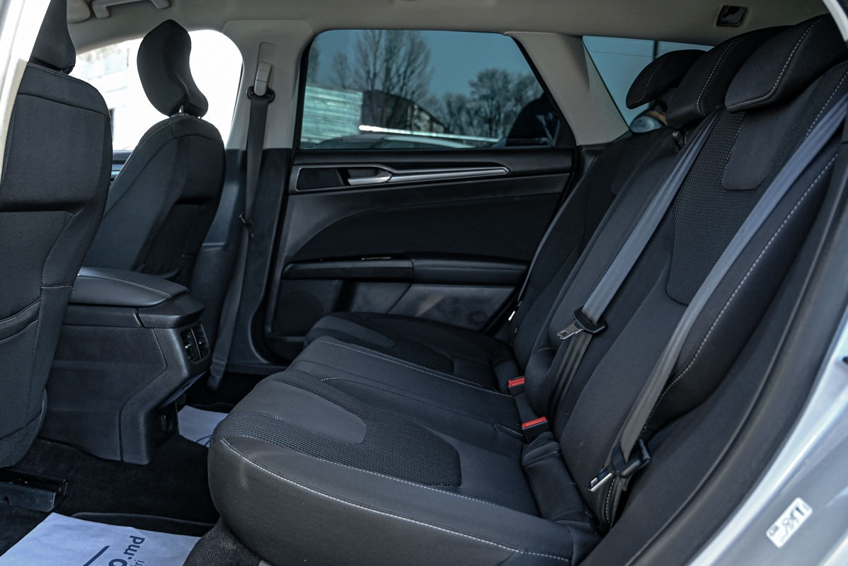 Ford Mondeo фото 8