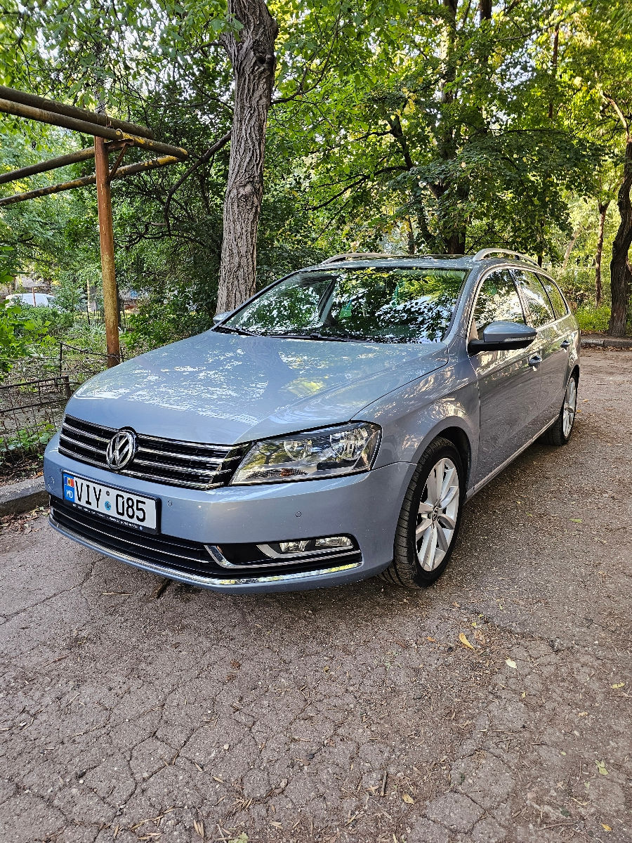 Volkswagen Passat foto 1