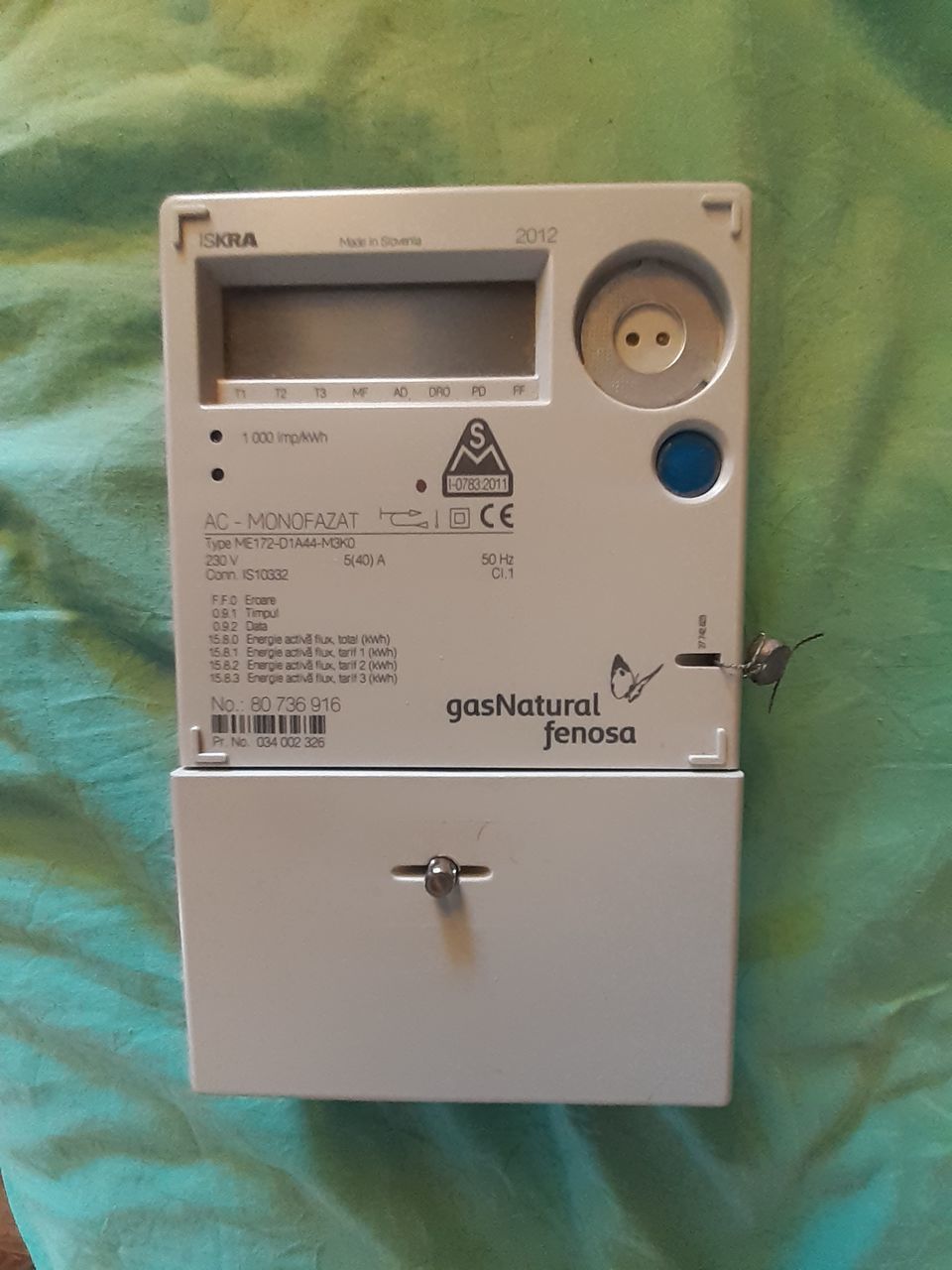 Продам недорого рабочий 4-х тарифный электронный электросчётчик на 220v ...