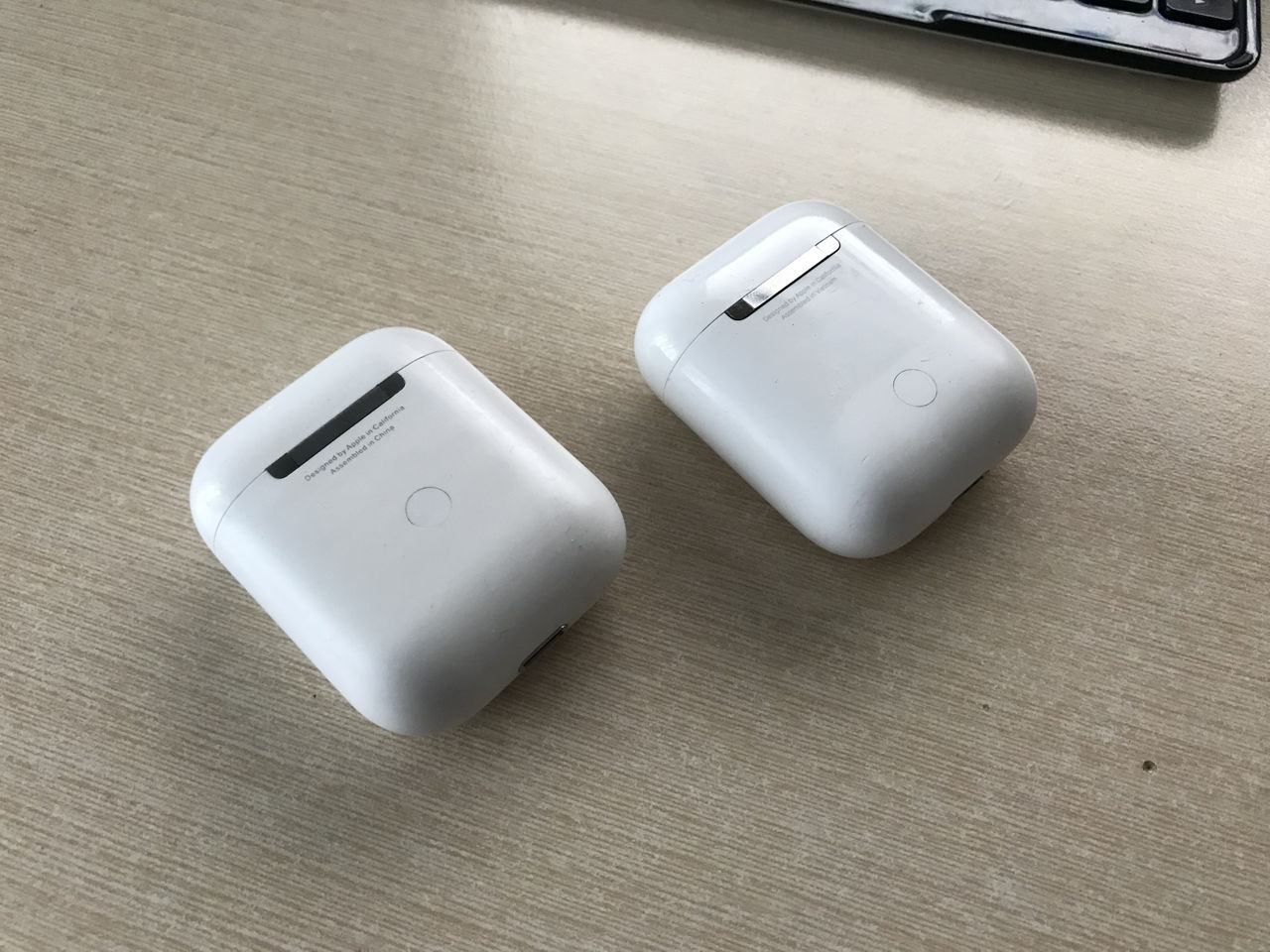 Кейсы для наушников apple