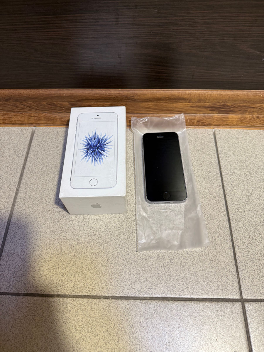 iPhone SE (32GB) Silver foto 5