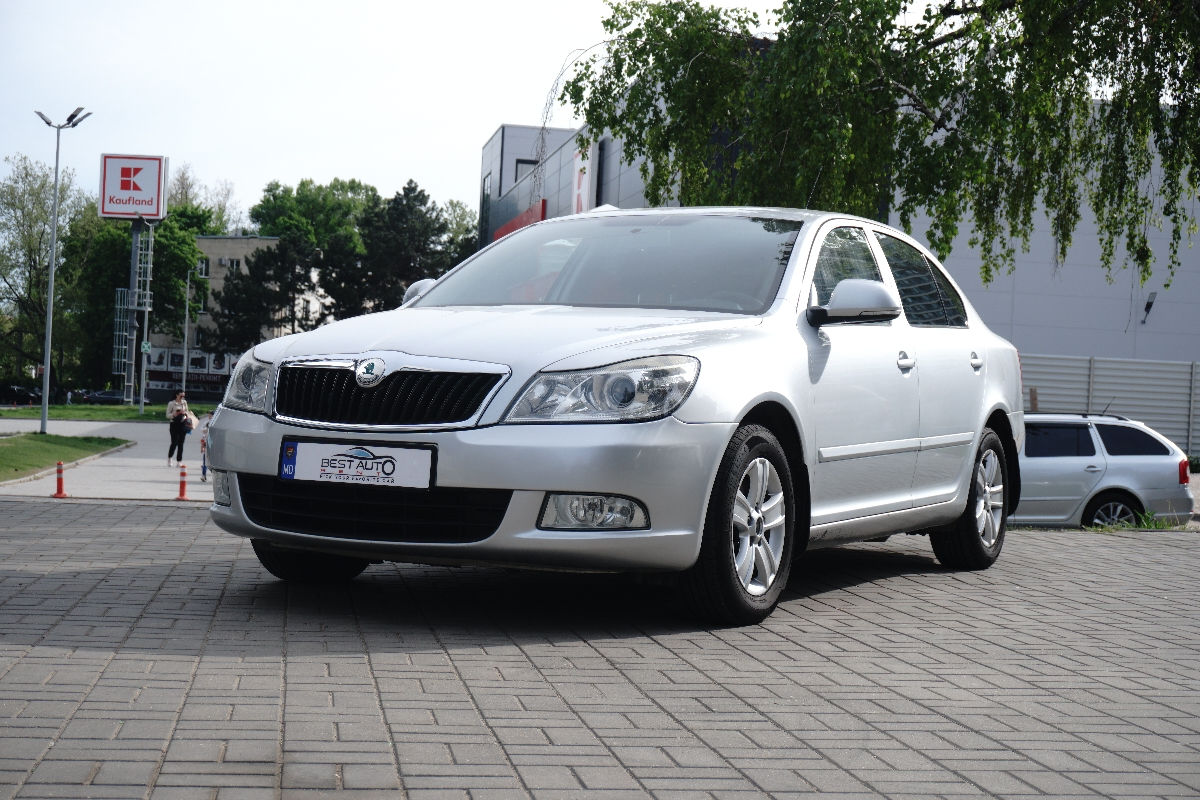 Servicii de închiriere auto premium la cele mai bune prețuri în chișinău ro-ru-eng foto 5