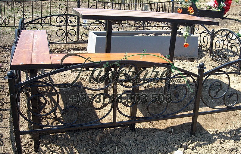 Mese si scaune din metal, metal combinat cu lemn de la producator. foto 4