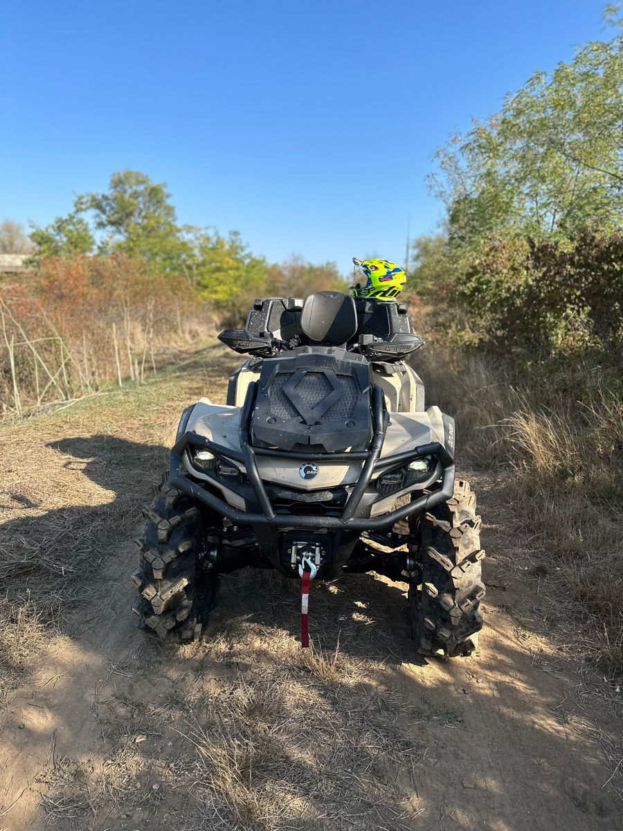 Can-Am (BRP) Outlander XMR 1000RR foto 0