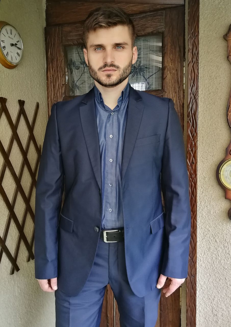 Новый итальянский костюм. Costum nou italian - дешево!