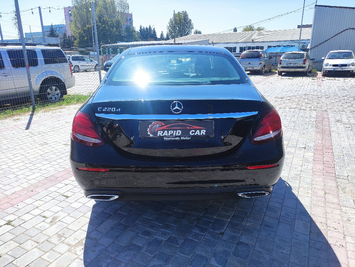 Mercedes E-Class foto 5