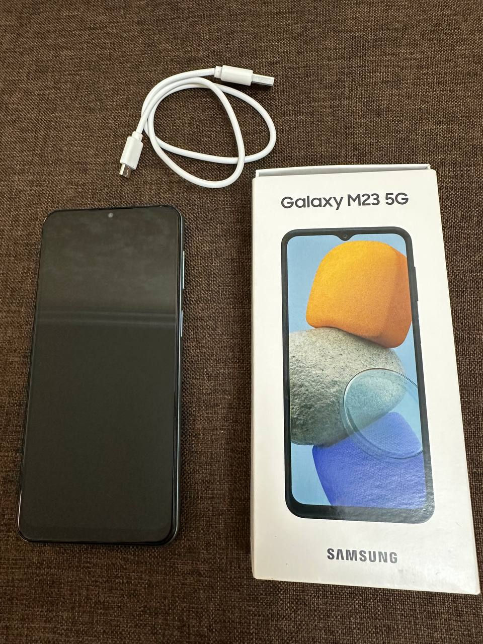 Продам б/у телефон Samsung Galaxy M23 5G 4/128 светло-синий + подарки