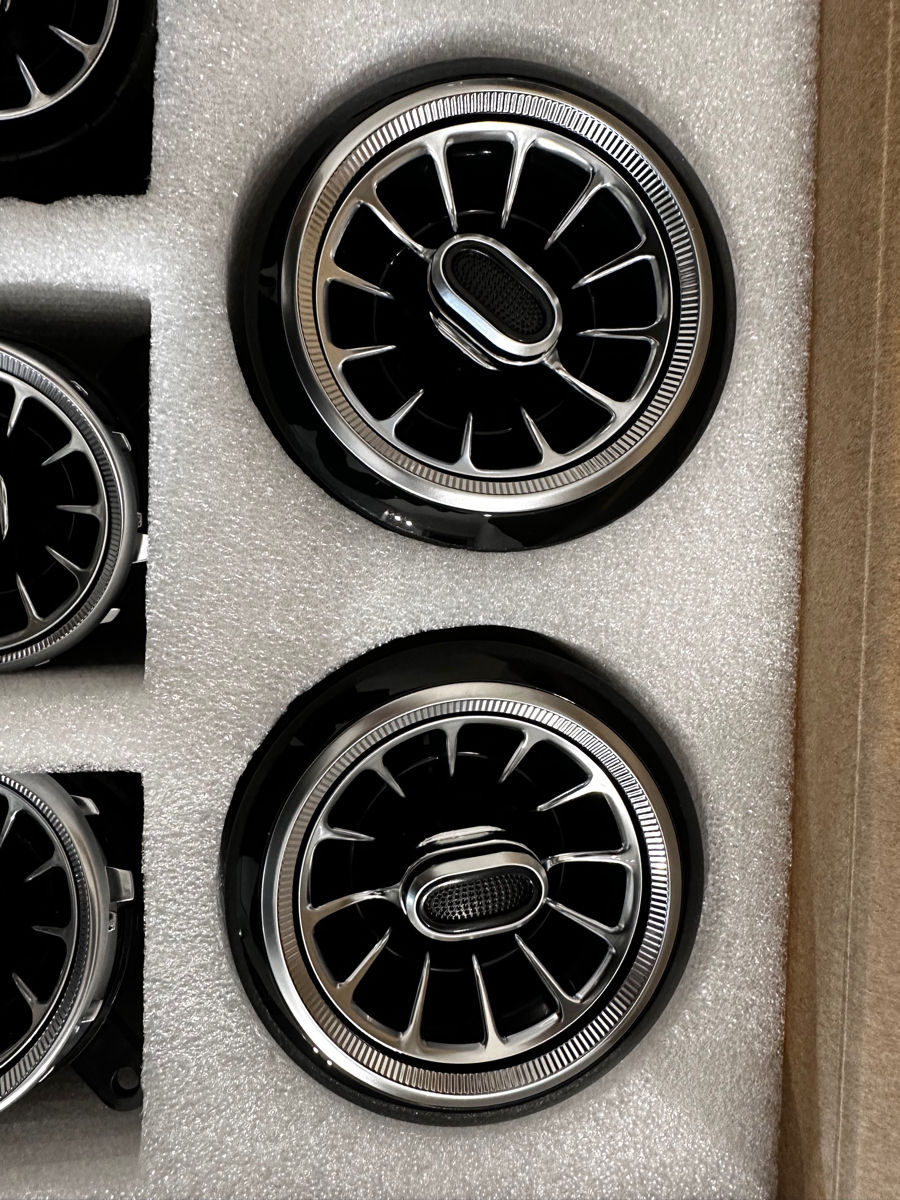 Set guri de ventilare/twitere mercedes фото 2