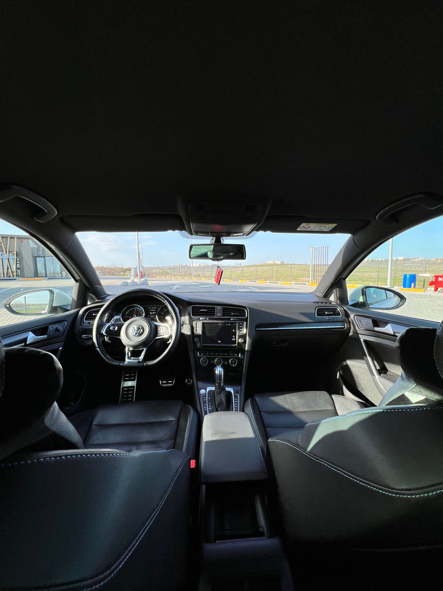 Volkswagen Golf foto 8