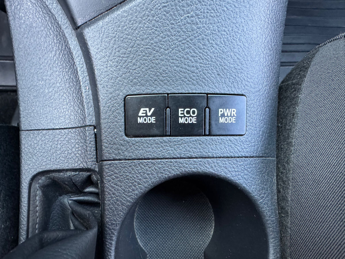 Toyota Auris foto 12
