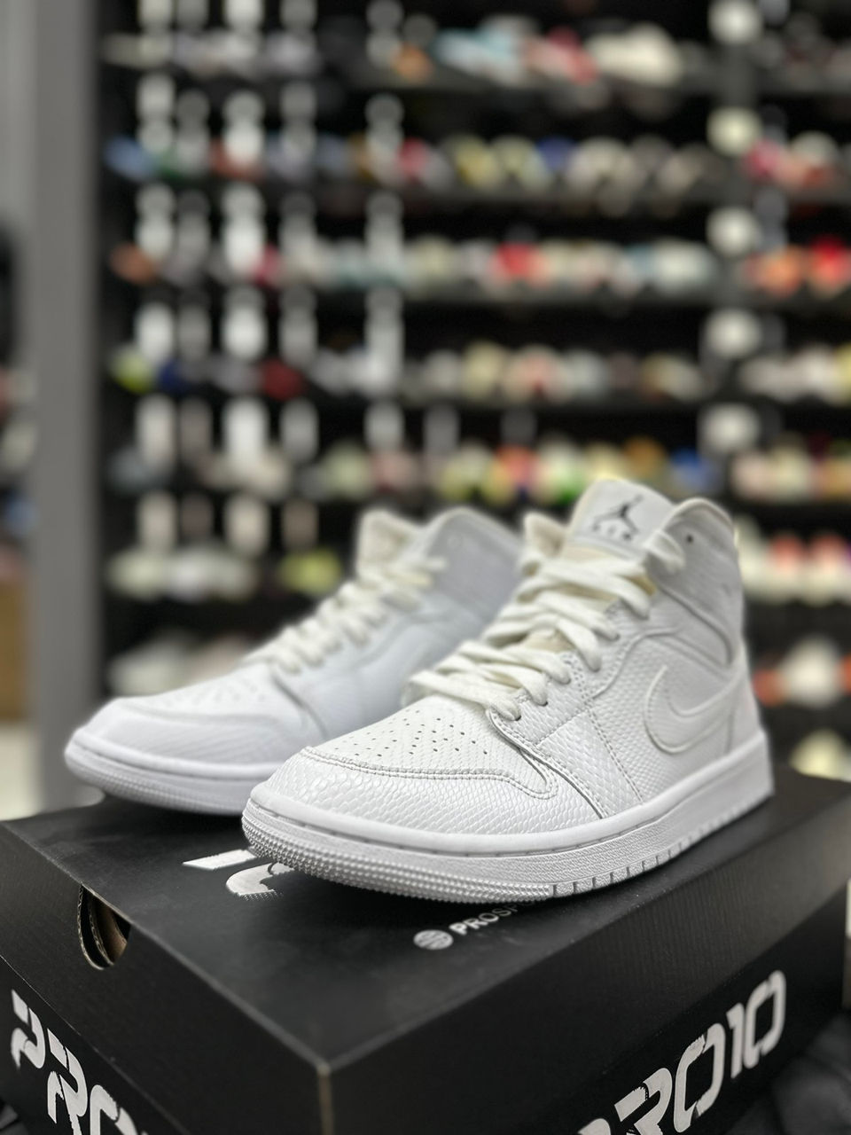 Ghete Air Jordan 1 Mid  Originali foto 1