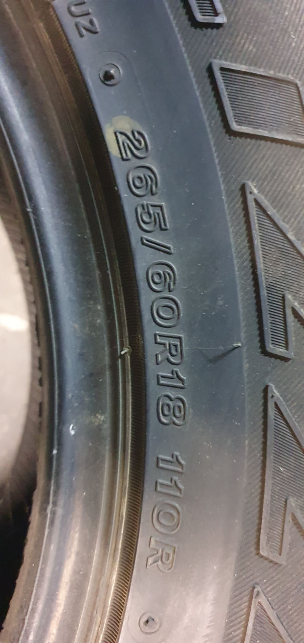 265/60 R18 Bridgstone
