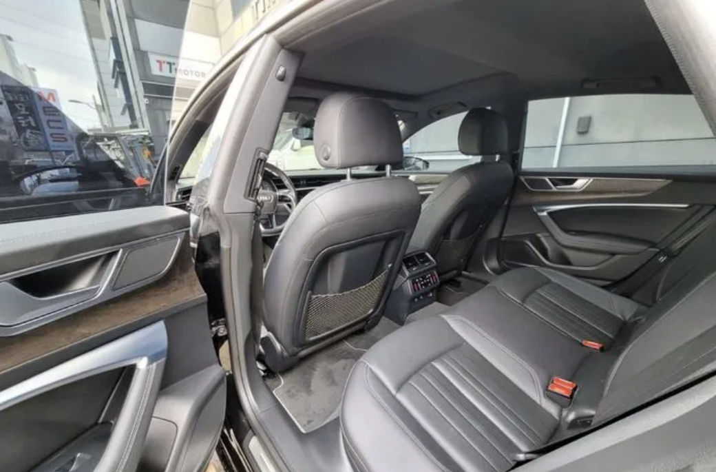 Audi A7 foto 2