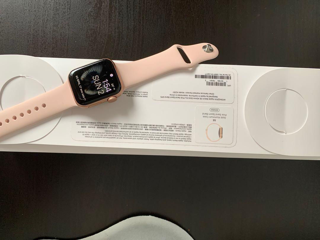 上品なスタイル上品なスタイルApple Watch SE 40mm（A2351） 腕時計