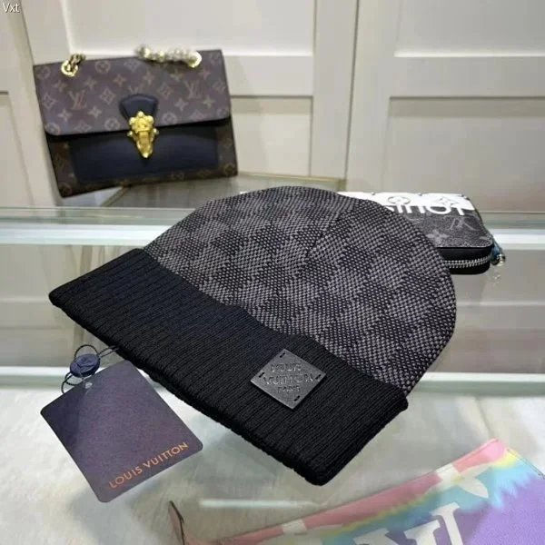 Caciula Louis Vuitton foto 0