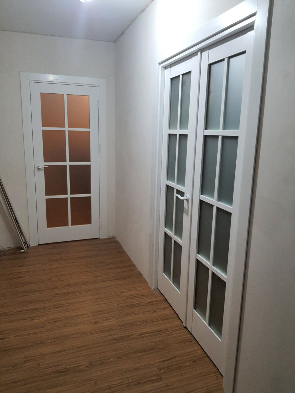 Instalarea ușilor interioare, установка дверей, межкомнатные двери, замки, плинтуса фото 2