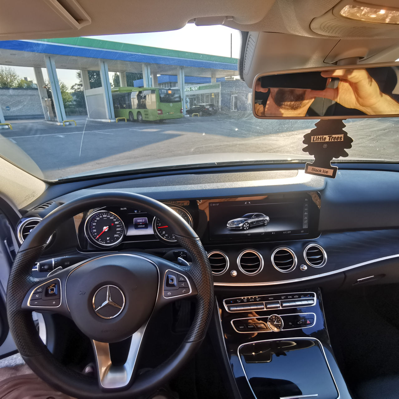 Mercedes E-Class foto 10