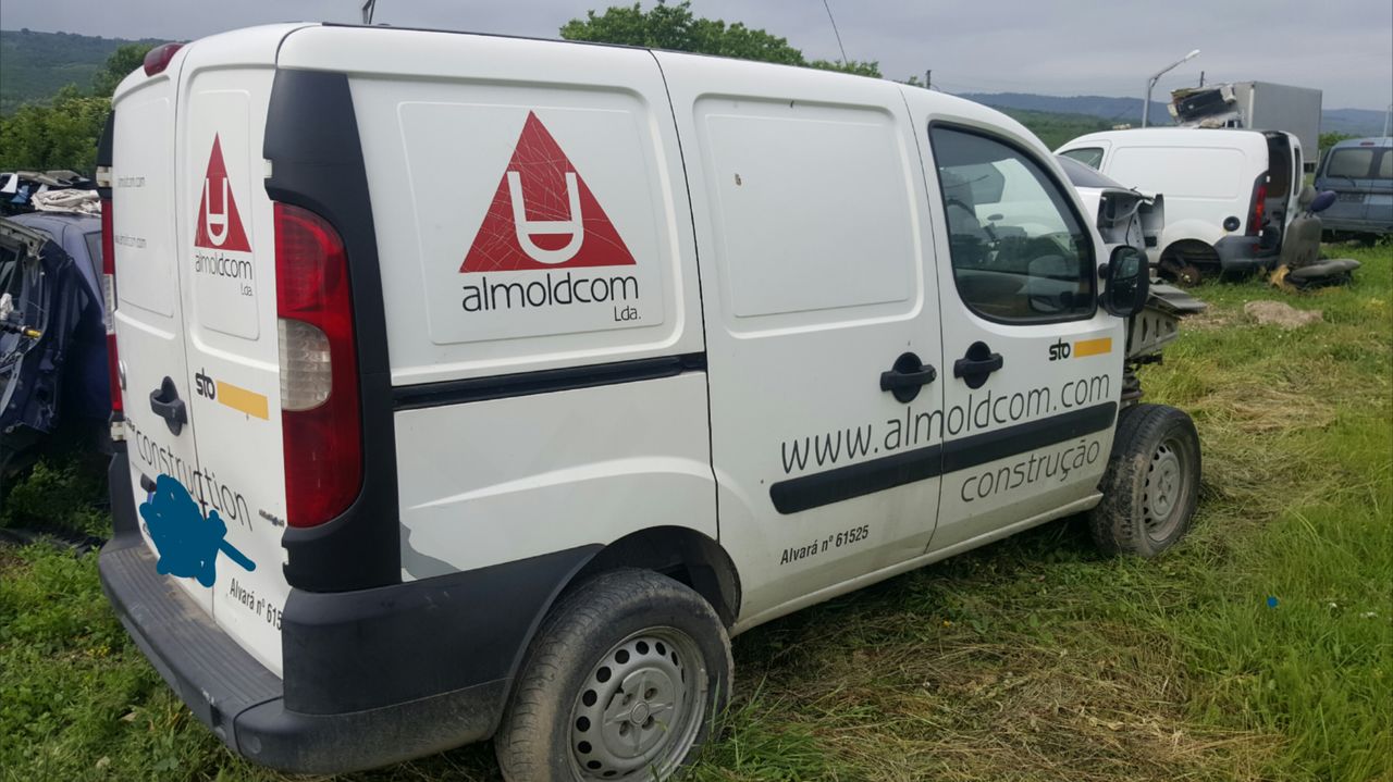 Dezmembrez Fiat. foto 4