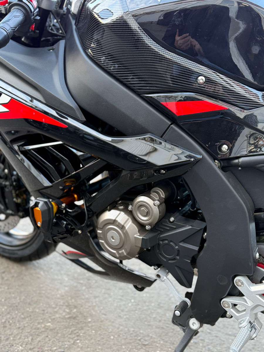 Viper 550rr foto 4