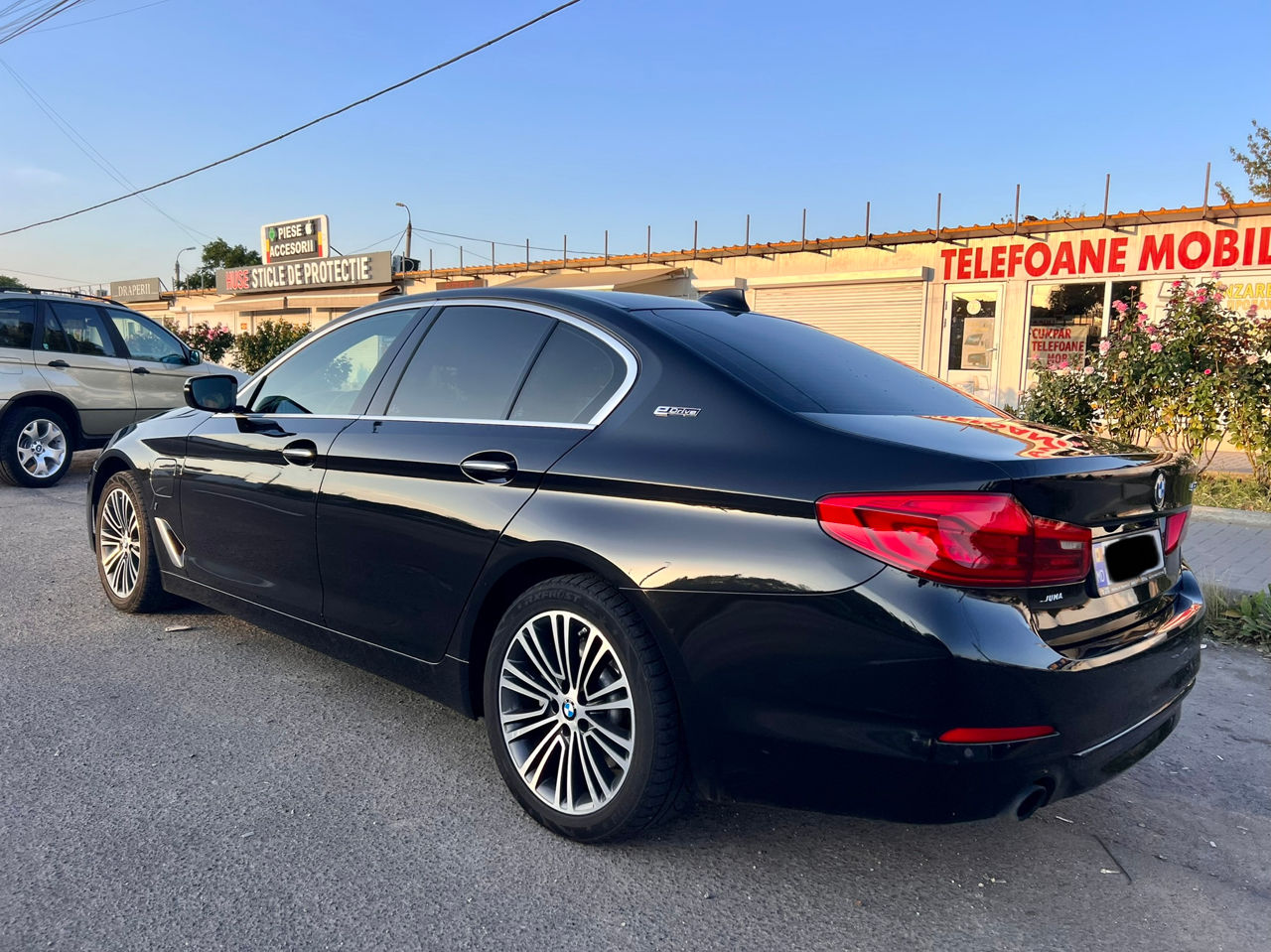 BMW 5 Series foto 2