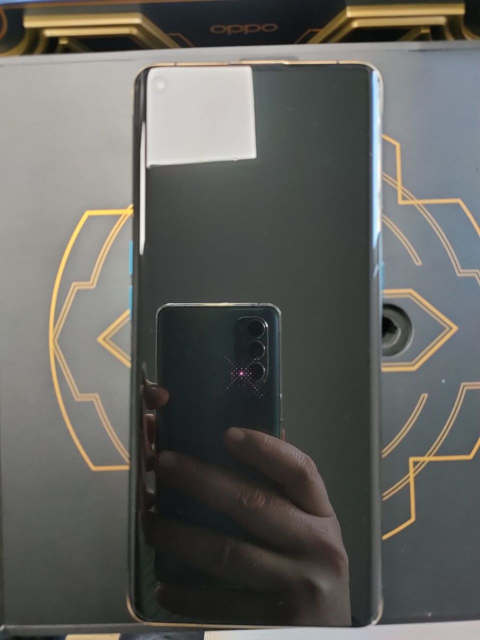 OPPO Find X2 League of Legends Limited Edition