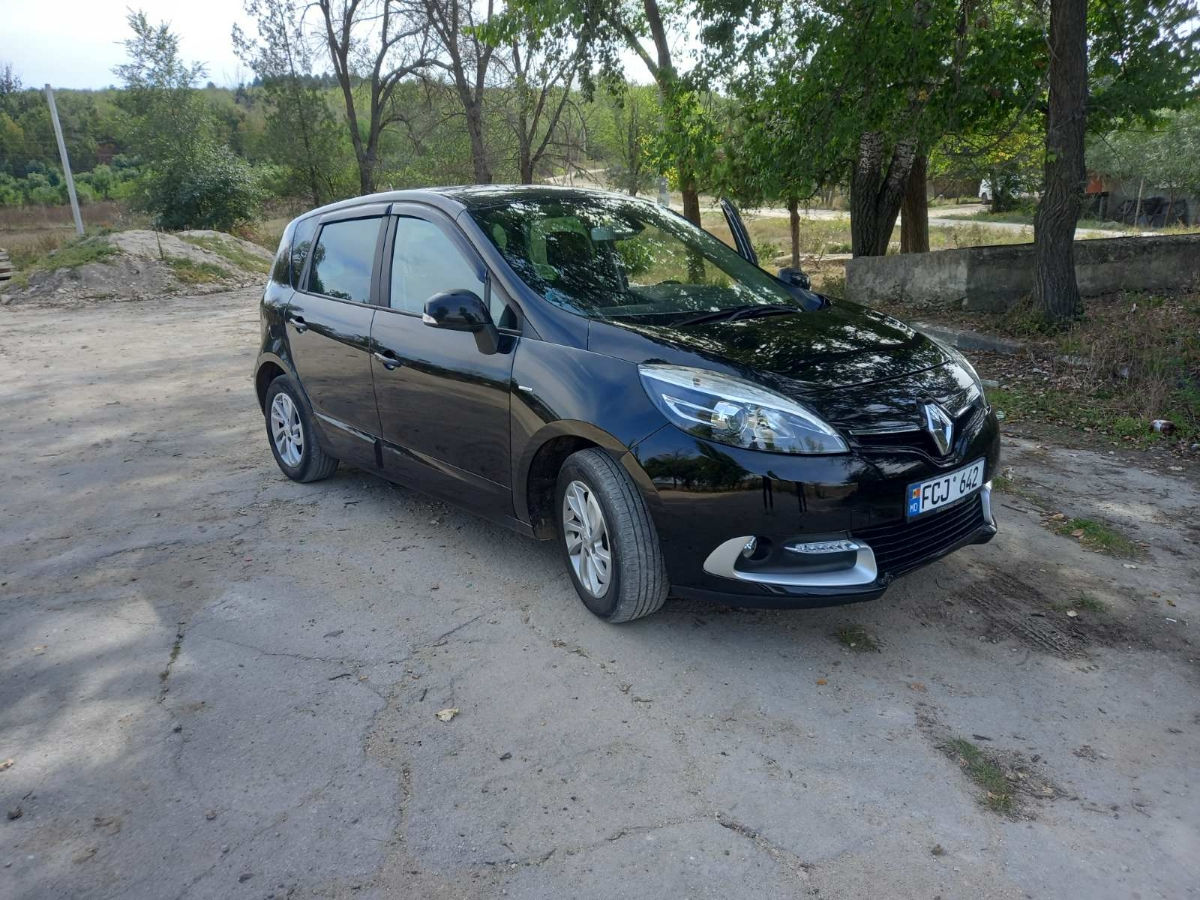 Renault Scenic 2015 г. с пробегом 144000 км, Дизель, 6800 €