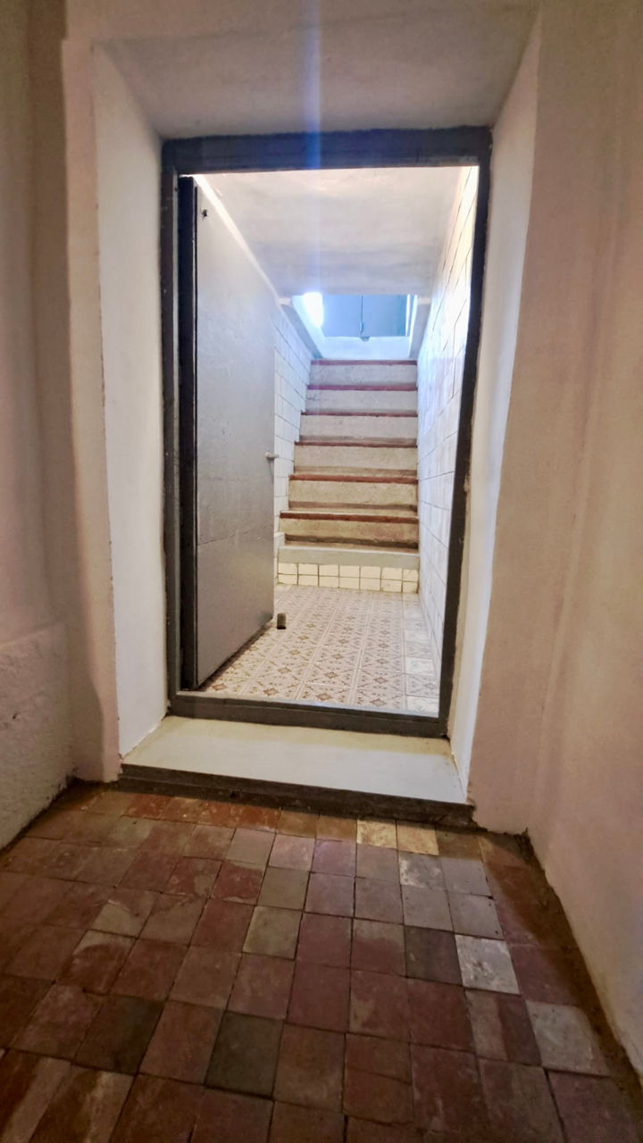 Garaj / Depozit *două mașini* Valea Trandafirilor (CCG 42), refăcut complet foto 7