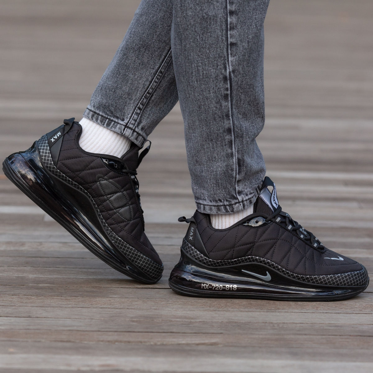 Nike Air Max 720-818 Black foto 8