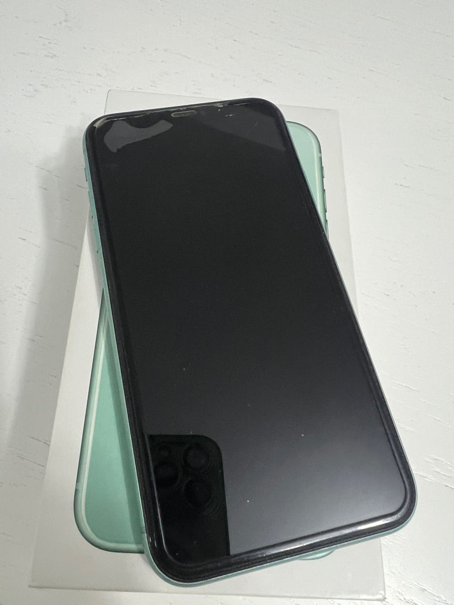 Iphone 11 green 64GB foto 2