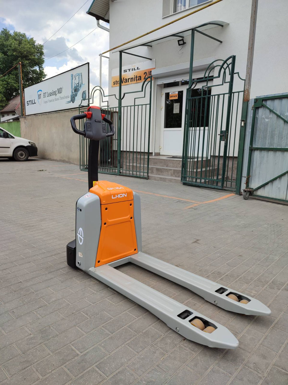 Transpaleta electrica 1500kg фото 4