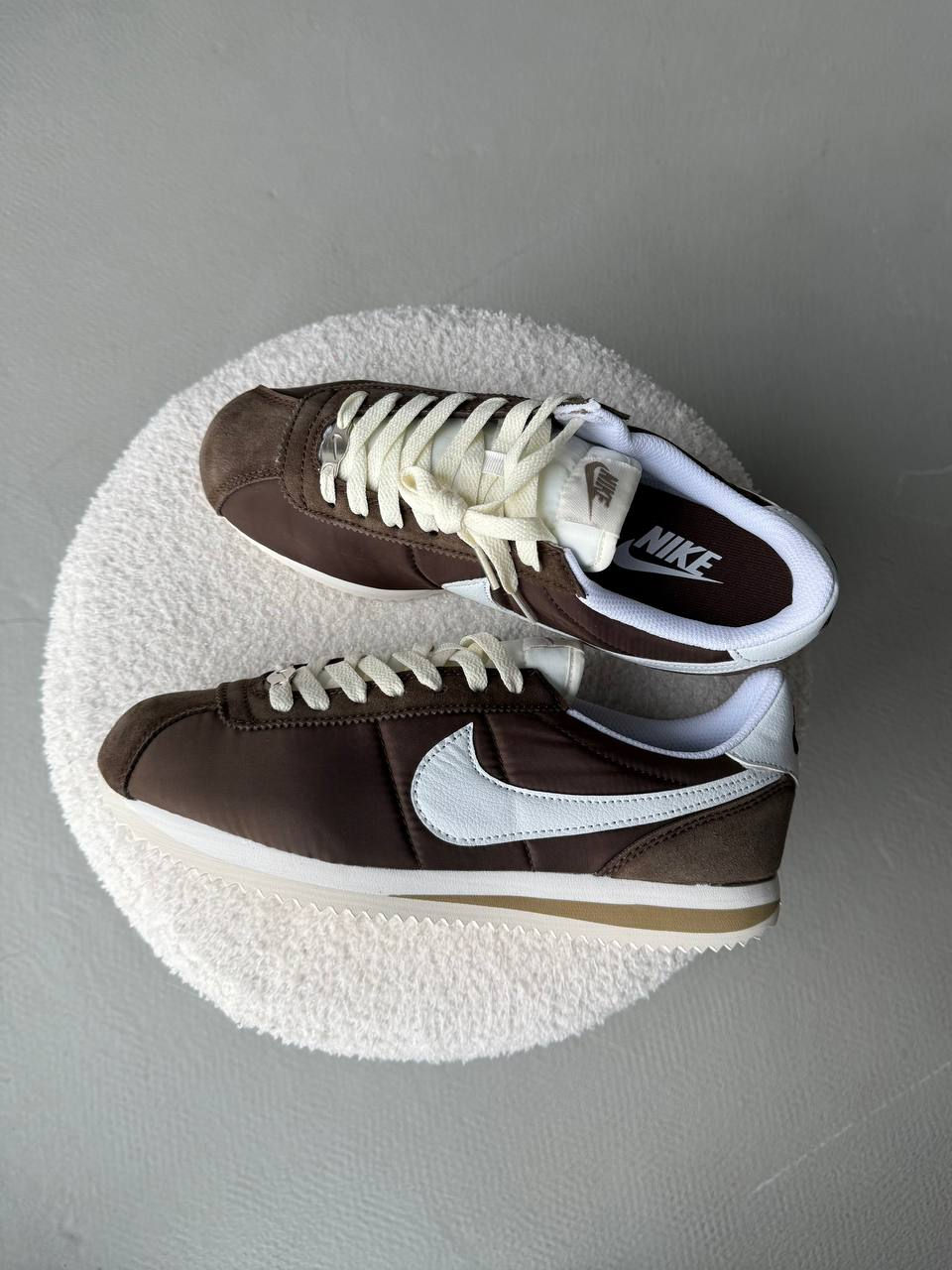 Nike Cortez Brown premium foto 0