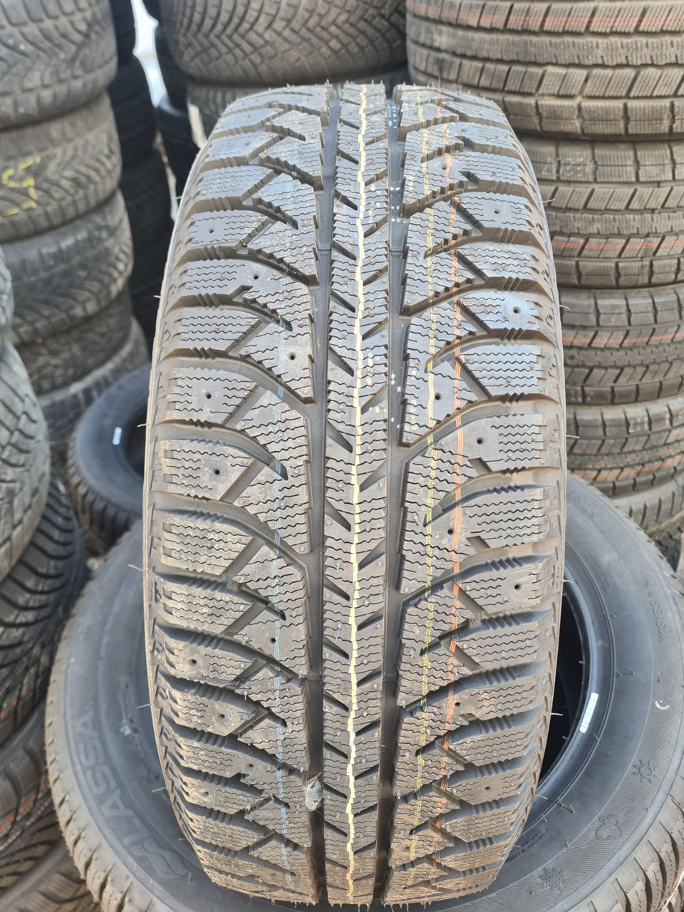 Anvelope iarna 225/55 R17 Lassa / зима 1720 - lei foto 0