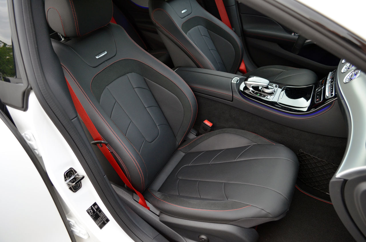 Mercedes CLS-Class foto 2