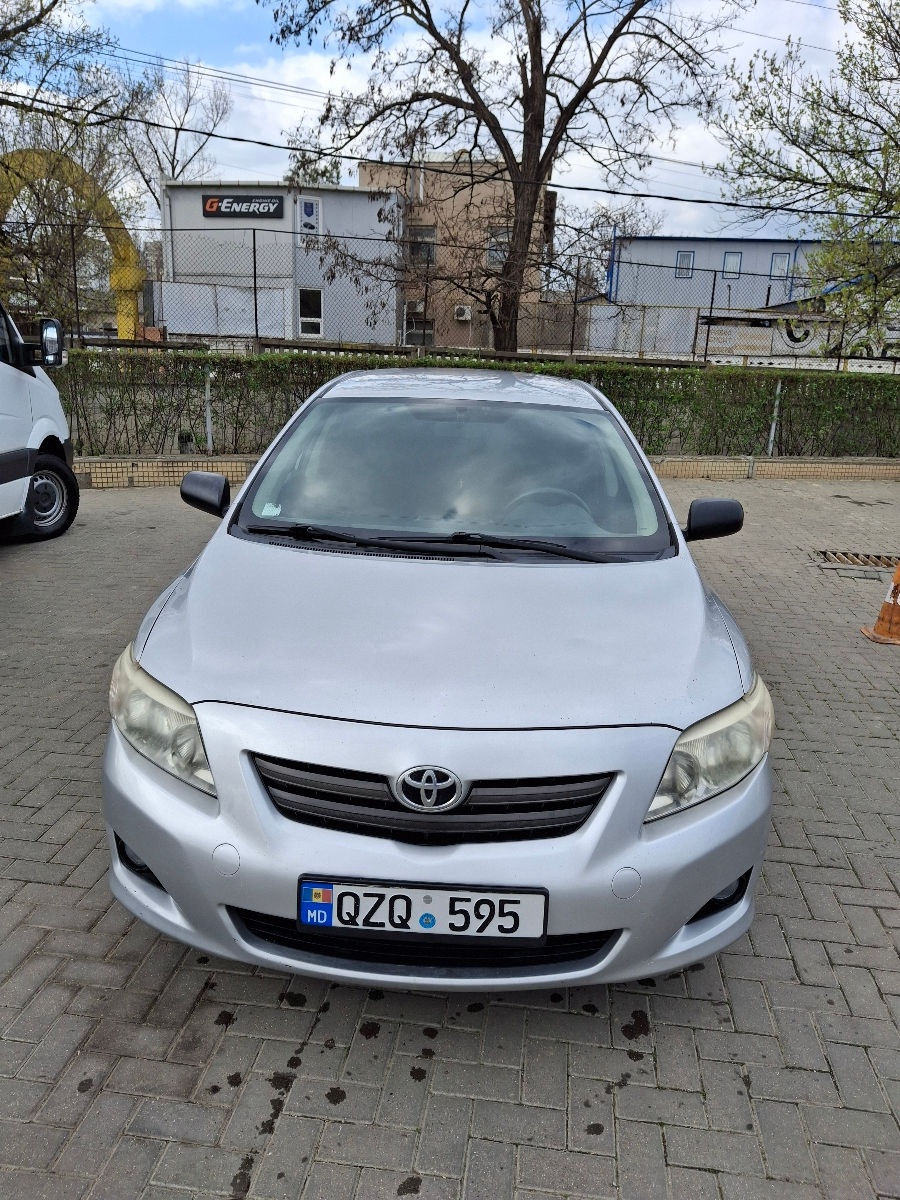 Toyota Corolla фото 0